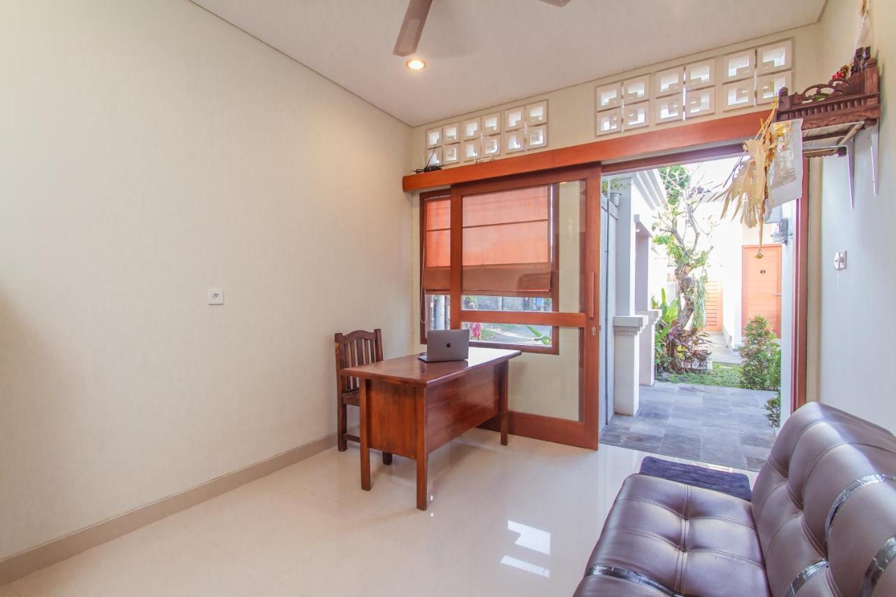 Отель Cening Ayu Sanur Экстерьер фото